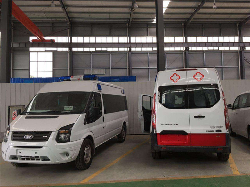 廣州救護(hù)車廠家跟你聊聊為什么無(wú)人避讓救護(hù)車？01